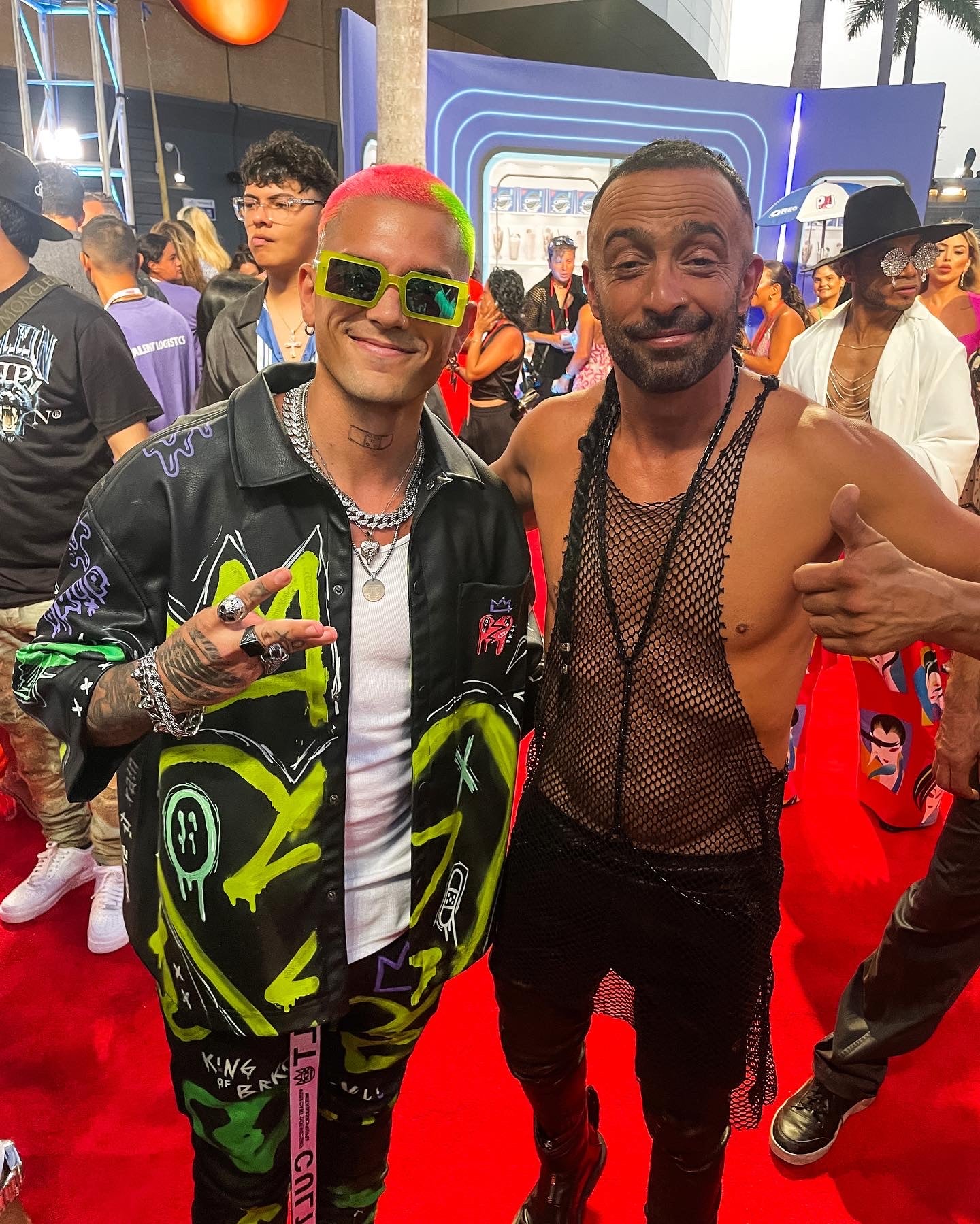 EXTi showcased a special look at the red carpet of Premios Juventud in Puerto Rico.