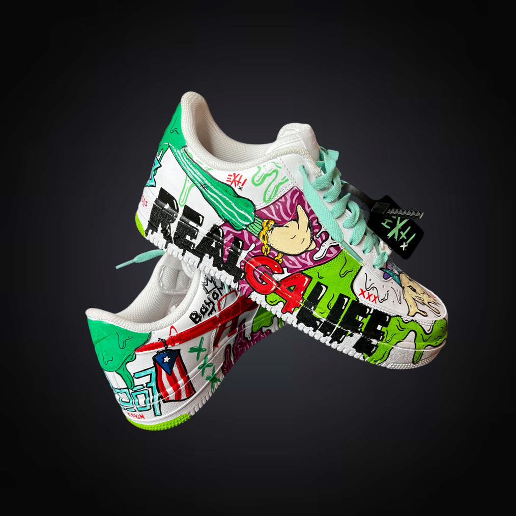Reggaeton legend Ñengo Flow got a pair of hand painted EXTi sneakers for his own birthday.