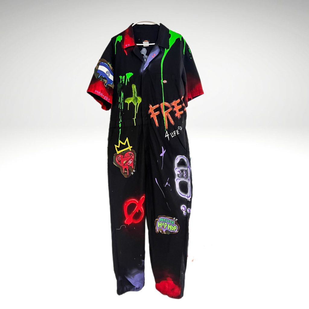 “Freestyle Master Series” had EXTi write a theme song for their 1st round live show at El Salvador, and design the outfit for his host and mc “Misionero”, to it.
